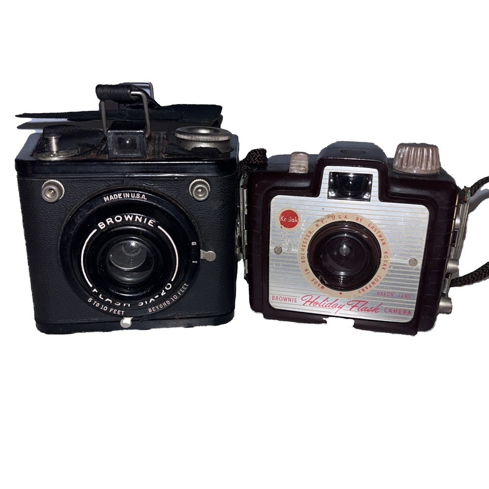 Iconic Kodak Brownie Cameras from the 1950s – Perfect for Enthusiasts